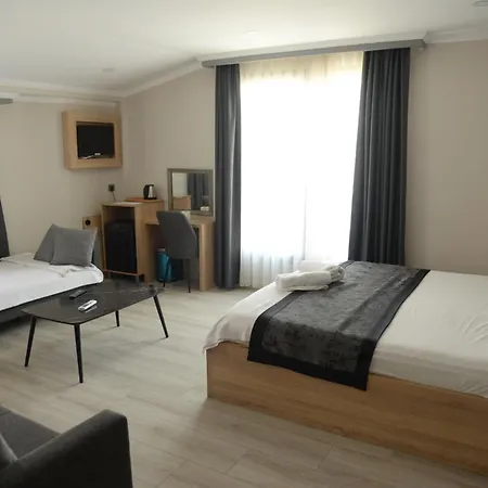 Leon Hotel apartamentowy 2*